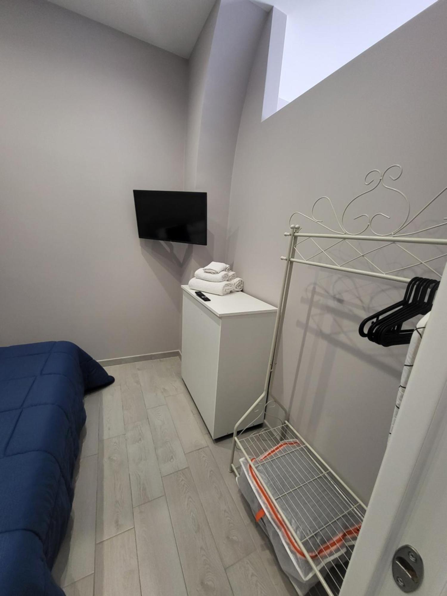 Casa Vacanze Manthy Posizione Centrale Bari Esterno foto