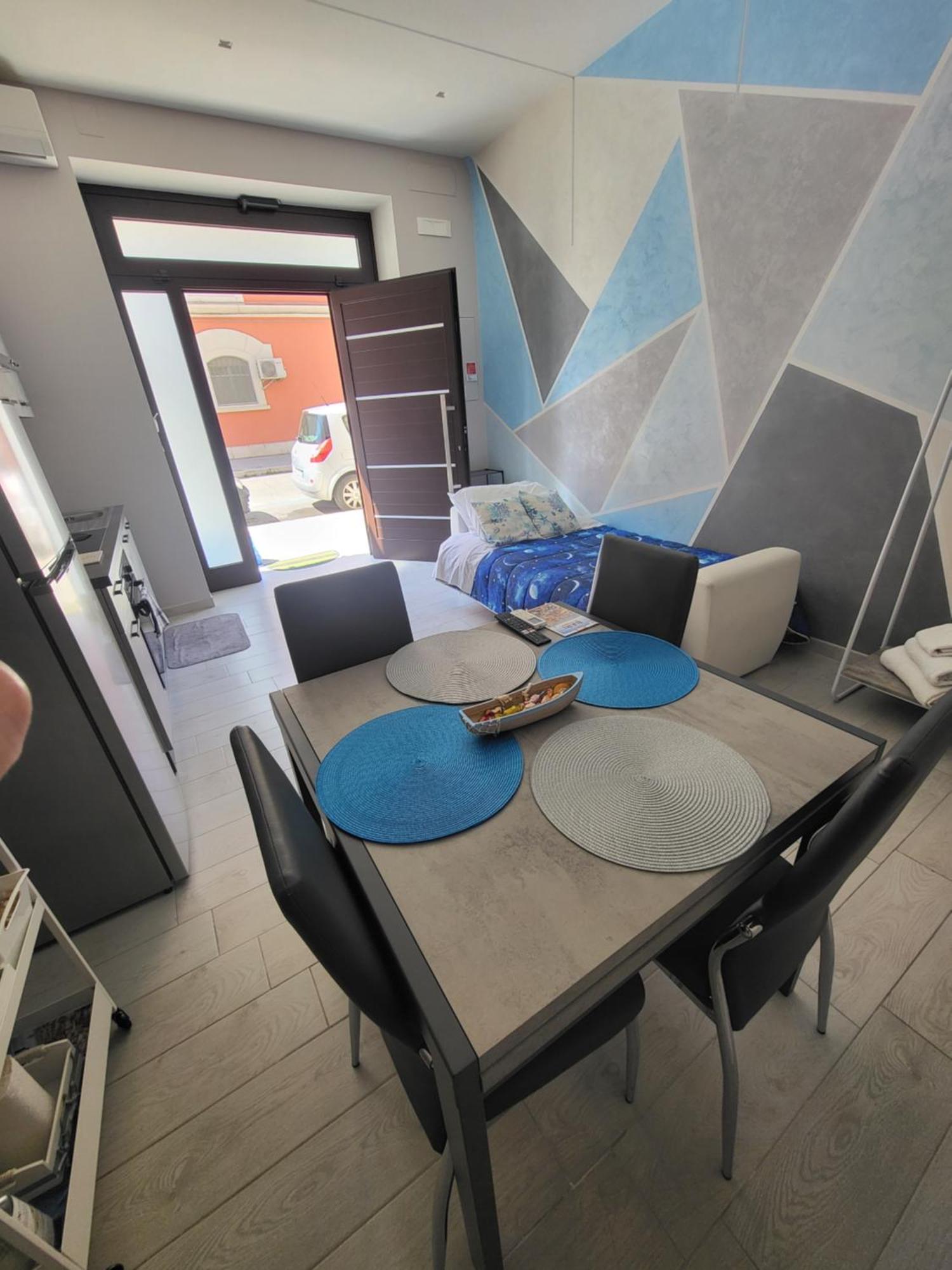 Casa Vacanze Manthy Posizione Centrale Bari Esterno foto